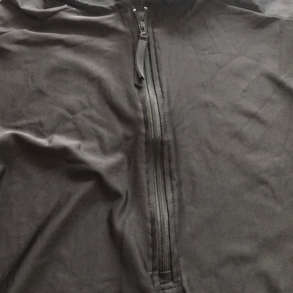 Basic Top - Picture 3 of 3